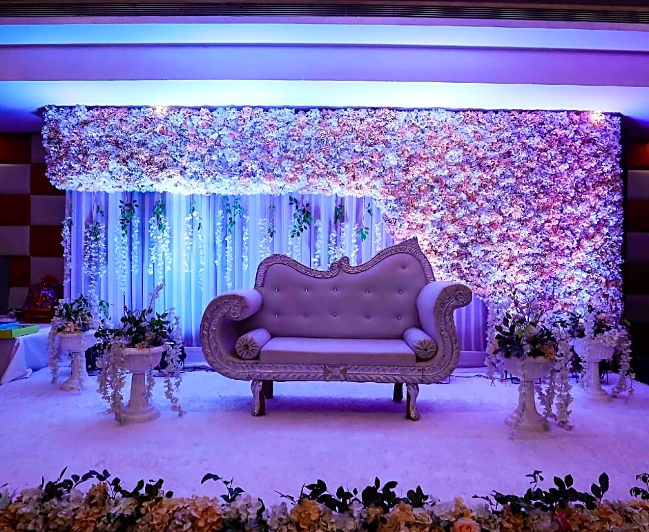 Hotel DS Clarks Inn Gurgaon