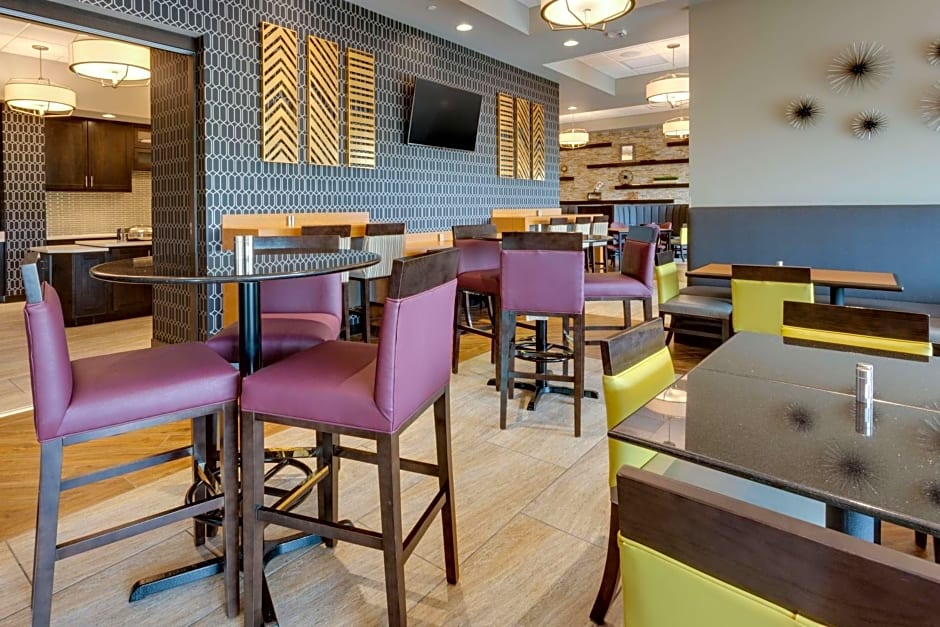Drury Inn & Suites Pittsburgh Airport Settlers Ridge