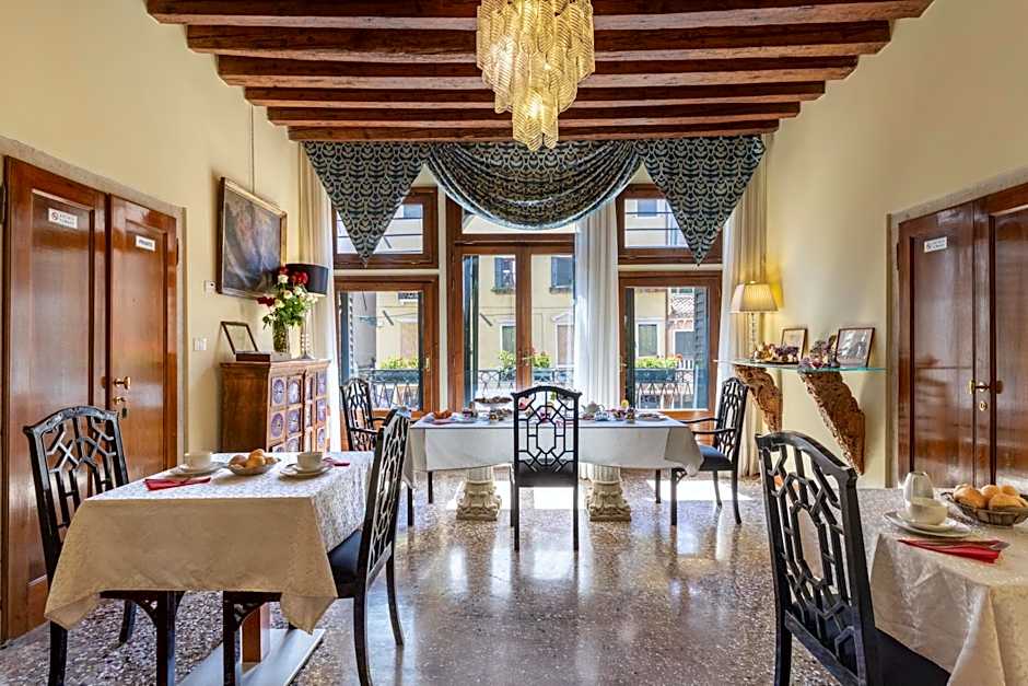 Palazzo San Firmino residenza storica all Suite Canal View