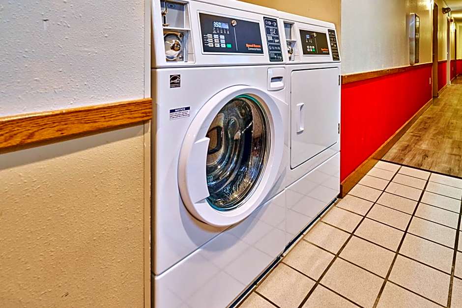 Econo Lodge Maquoketa