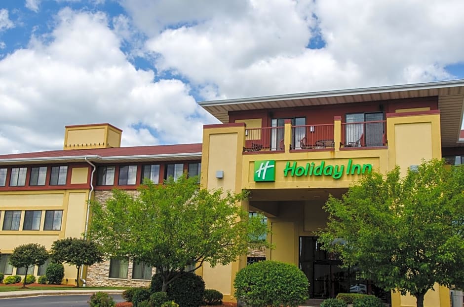 Holiday Inn Hotel Pewaukee-Milwaukee West