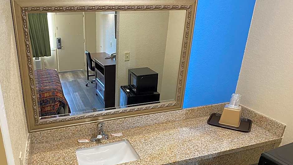 Express Inn Newport News