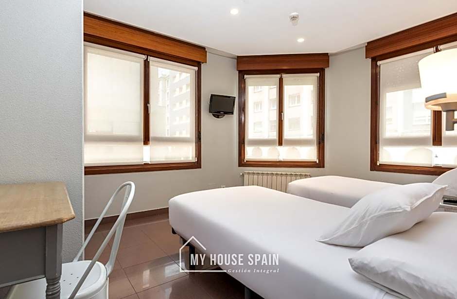 Hotel Playa Poniente