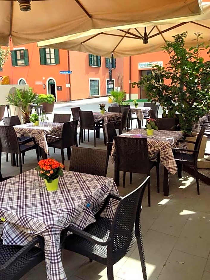 Antica Campione Rooms & Hostel