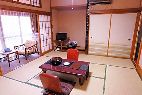 Japanese-Style Deluxe Room with Shared Bathroom