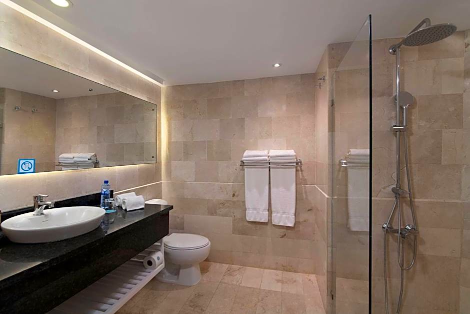 Wyndham Alltra Samana All Inclusive Resort