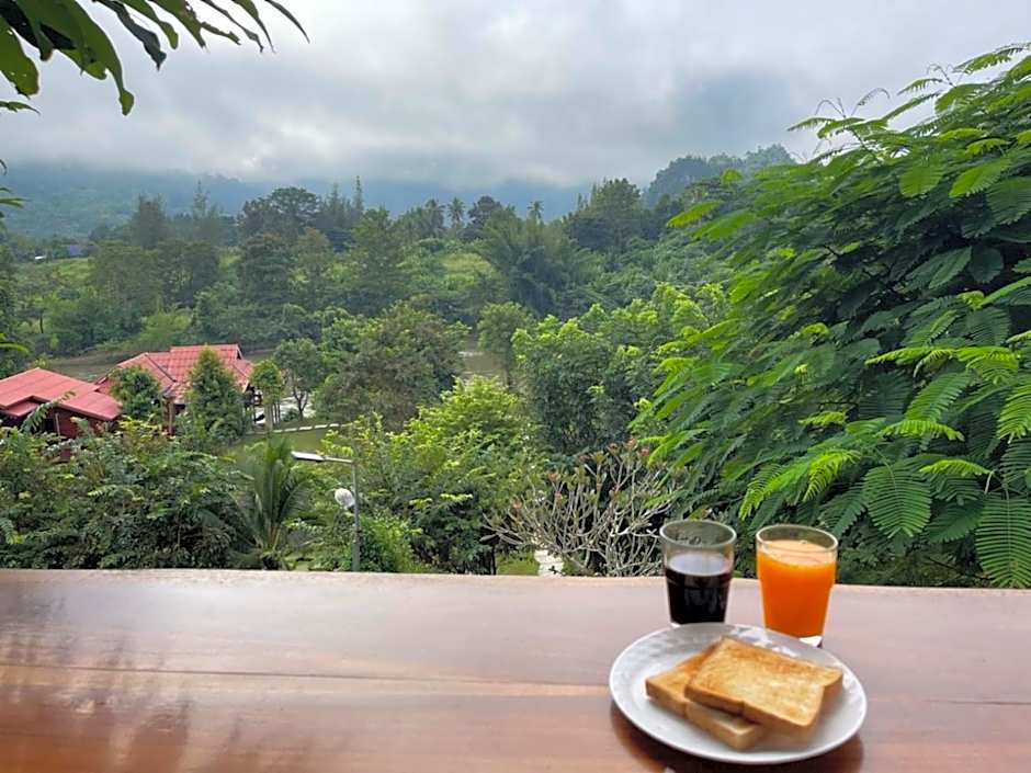 BaanRai KhunYa บ้านไร่คุณย่า