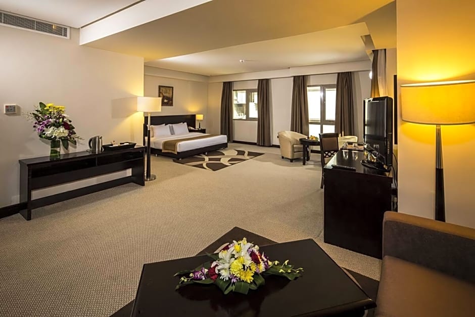 Photo 1 of 4 of Deluxe Junior Suite