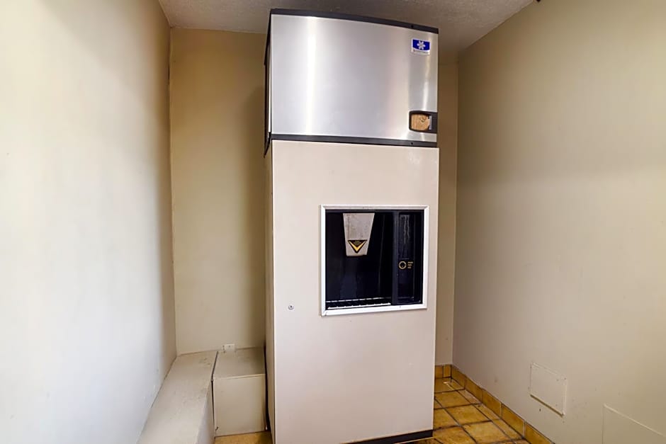 OYO Hotel Harriman near I-40