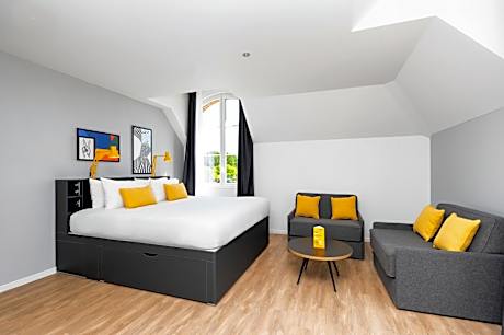 Family Studio Sleeps 4