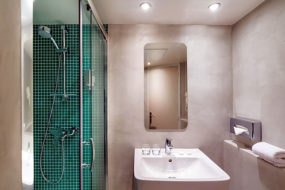 Hotel Ohm by HappyCulture