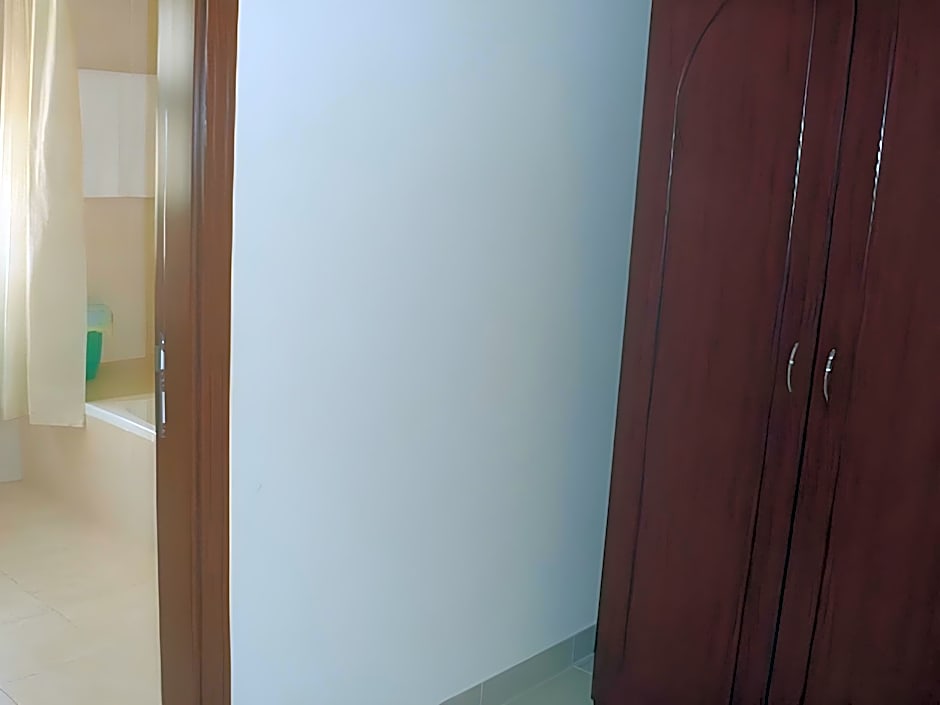 Hamasa Plaza Hotel and Apartments