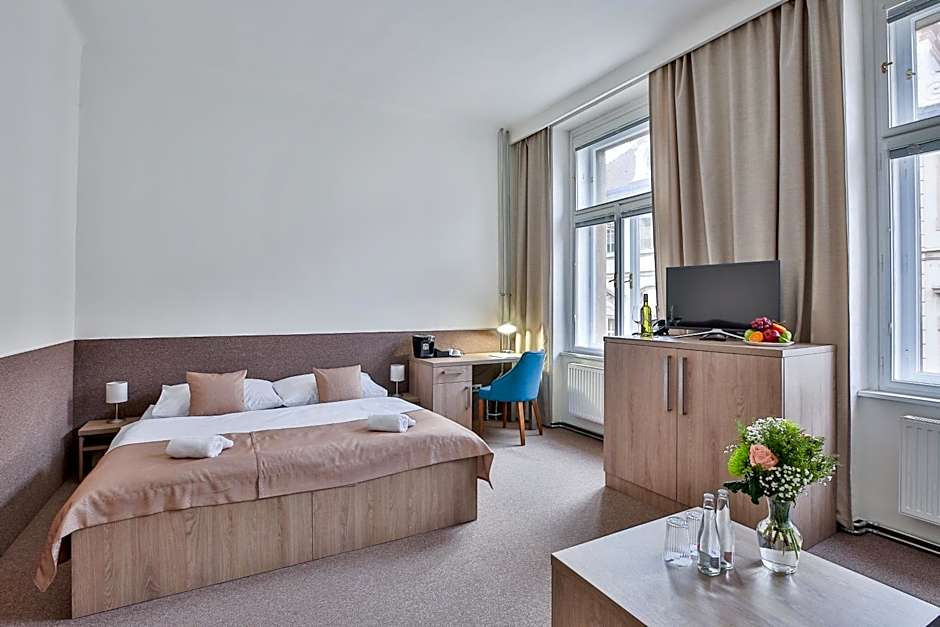 Apartments Embassy by LH