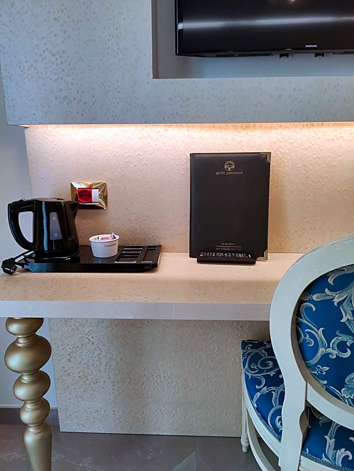 Hotel Ambassador