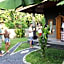 Kubu Padi Wooden House