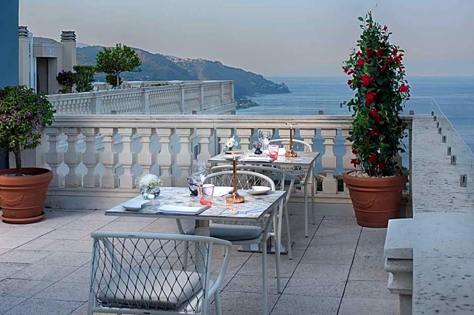 NH Collection Taormina