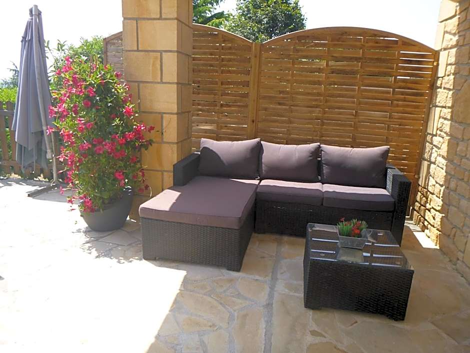 Logis hotel-restaurant les collines 59 route des cretes