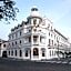 Queen'S Hotel