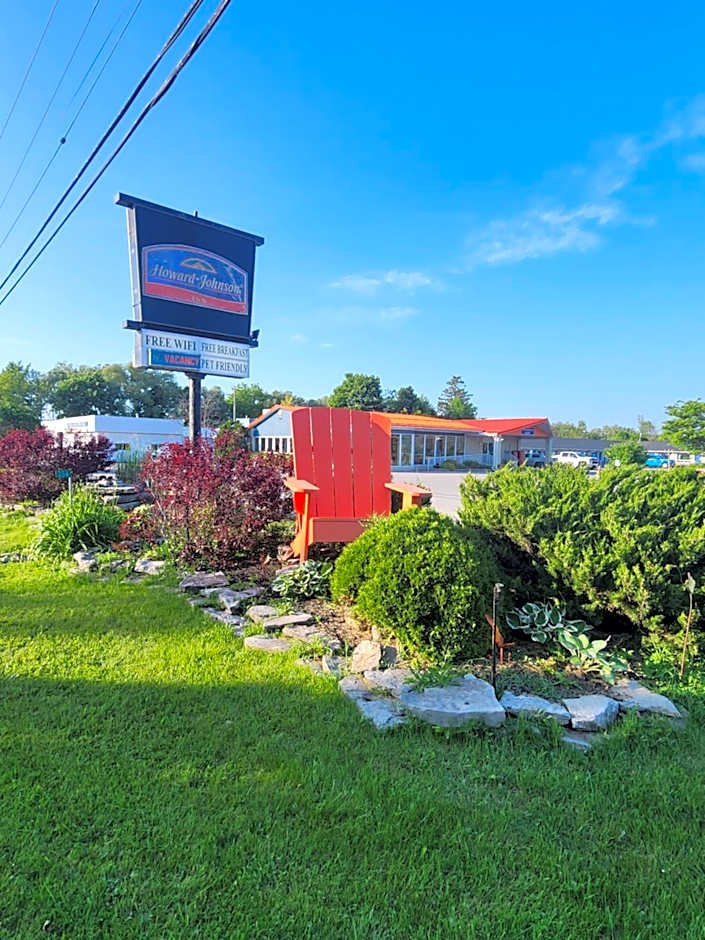 Howard Johnson by Wyndham Lindsay