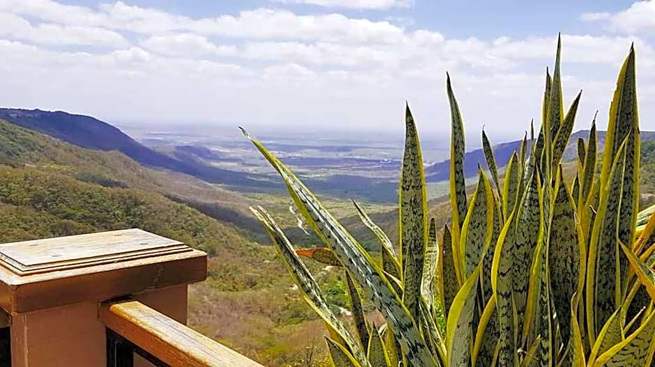 Hotel e Mirante recanto alto da serra
