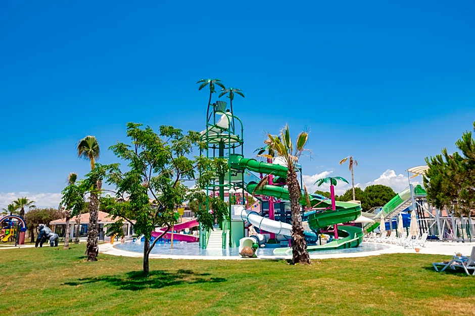 La Benata Beach Hotel