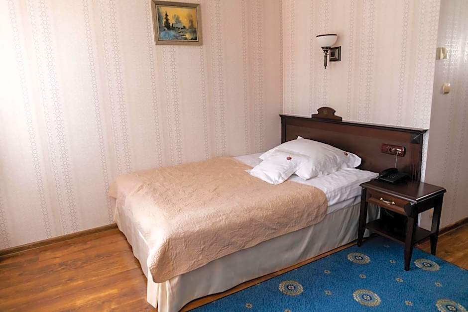 Oławian Hotel