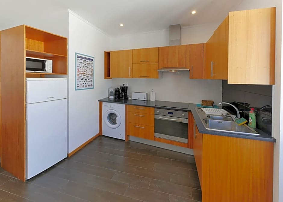 Faial Marina Apartments 1