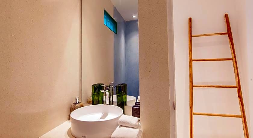 The Green Room Seminyak
