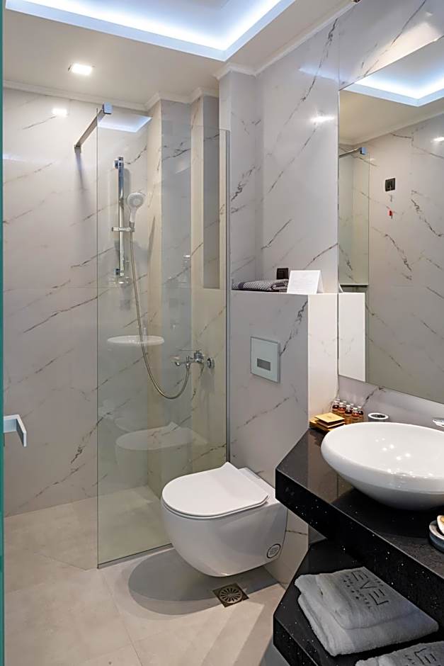 Sea Level Hotel by Diomedes Group