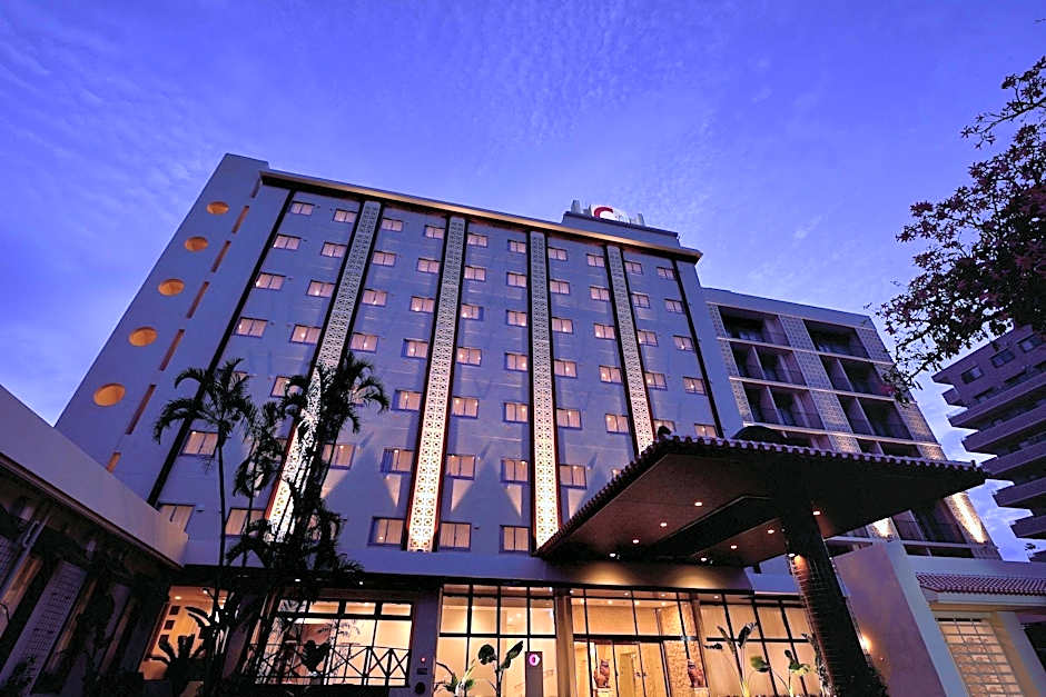 Community & Spa Naha Central Hotel