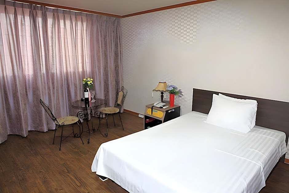 Chungju Grand Hotel