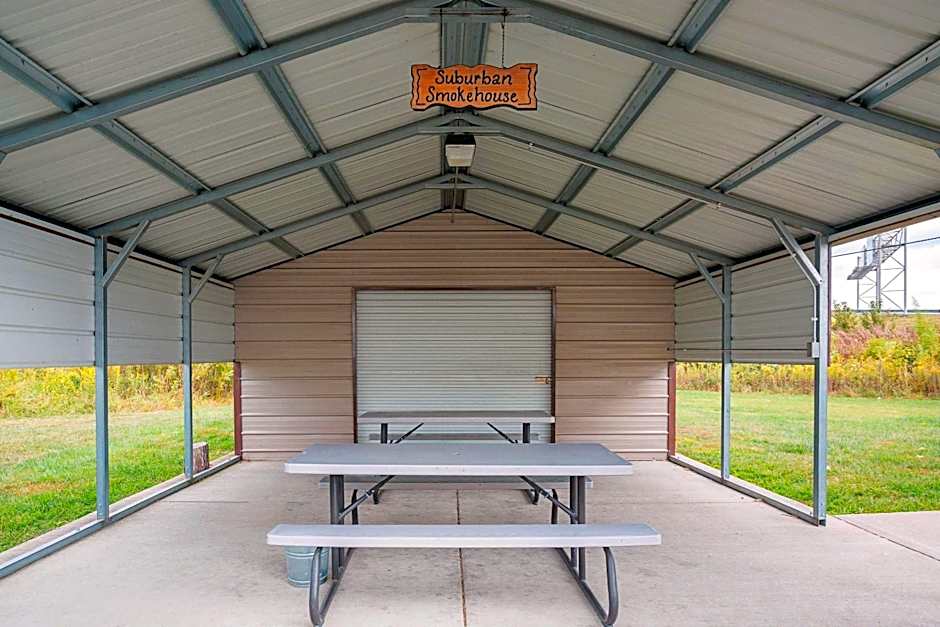 Suburban Studios Clarksville-Louisville North