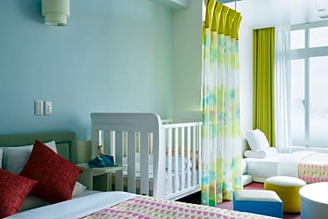 Family room with baby cot
