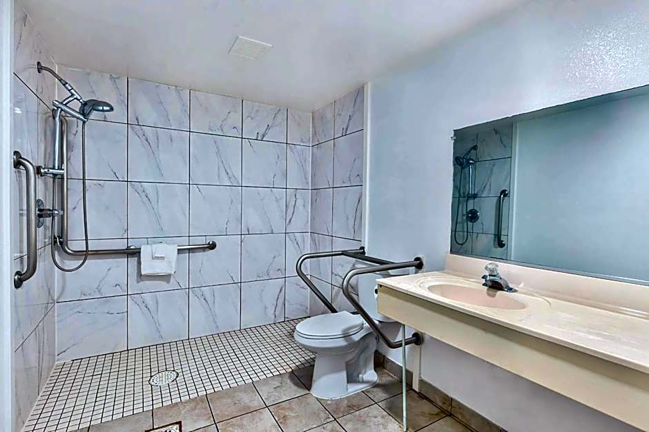 Motel 6-Falls Church, VA - Arlington Boulevard