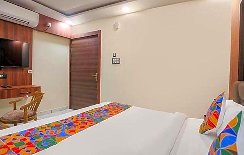 The Treenity House by Fabhotel – Allahabad, MD