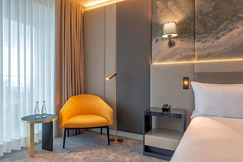 DoubleTree by Hilton Lagoa Azores