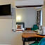 Heathlands Hotel