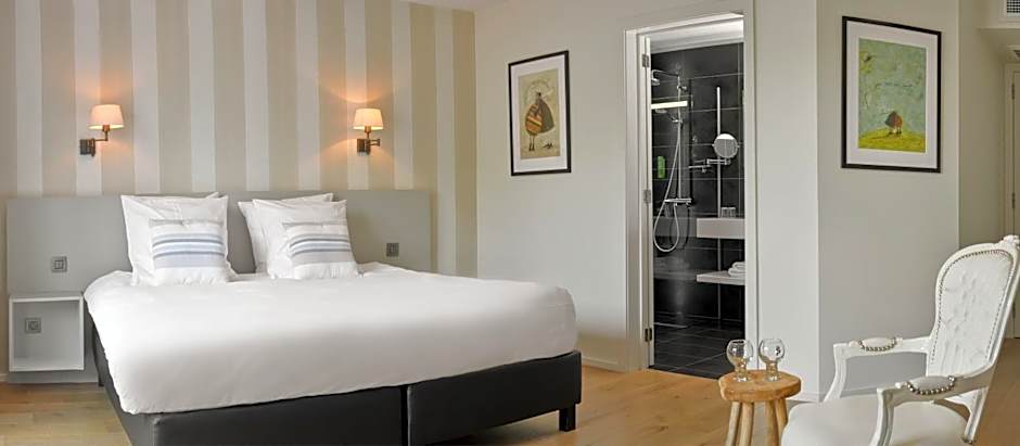 Le 24 Hotel