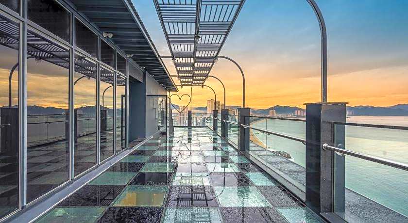 EMERALD BAY HOTEL & SPA