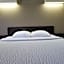 Joys Inn Innisfail, AB