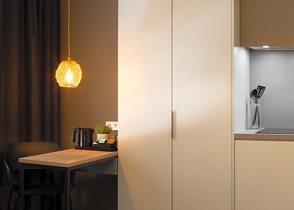 Aparthotel 37 Lodge Courbevoie Paris La Défense