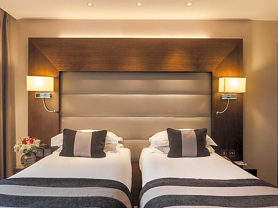 Park Grand London Heathrow