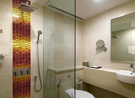 Standard Twin 9 Hours Room