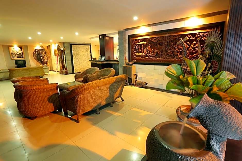 La Inn Hotel