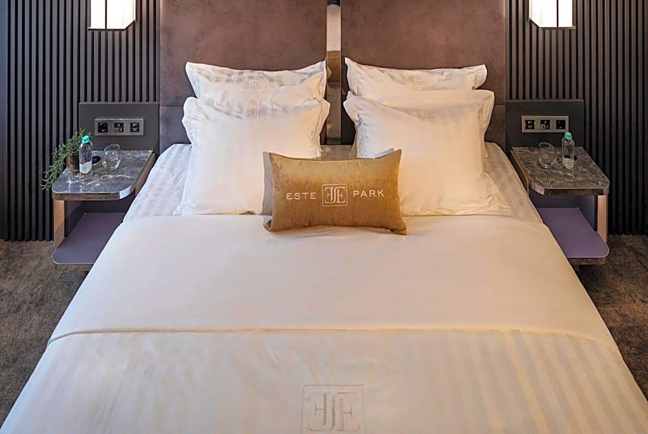 -- ESTE PARK HOTEL -- part of Urban Chic Luxury Design Hotels - Parking & Compliments - next to Shopping & Dining Mall Plovdiv