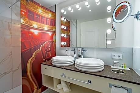 Theaterhotel & Suites Wien