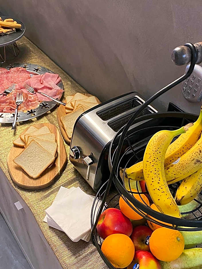 HOTEL TECH
