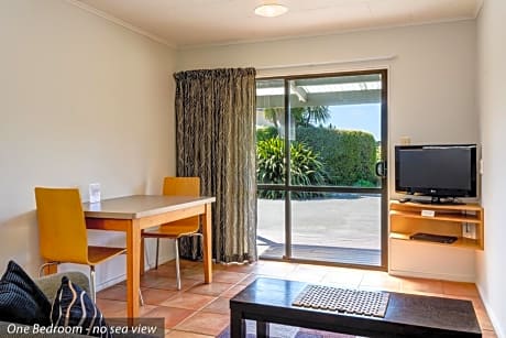 One Bedroom Apartment Garden View