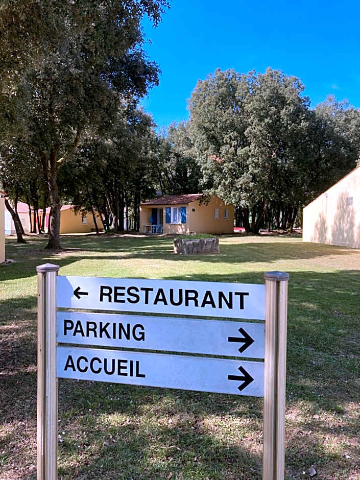 Les Chênes verts