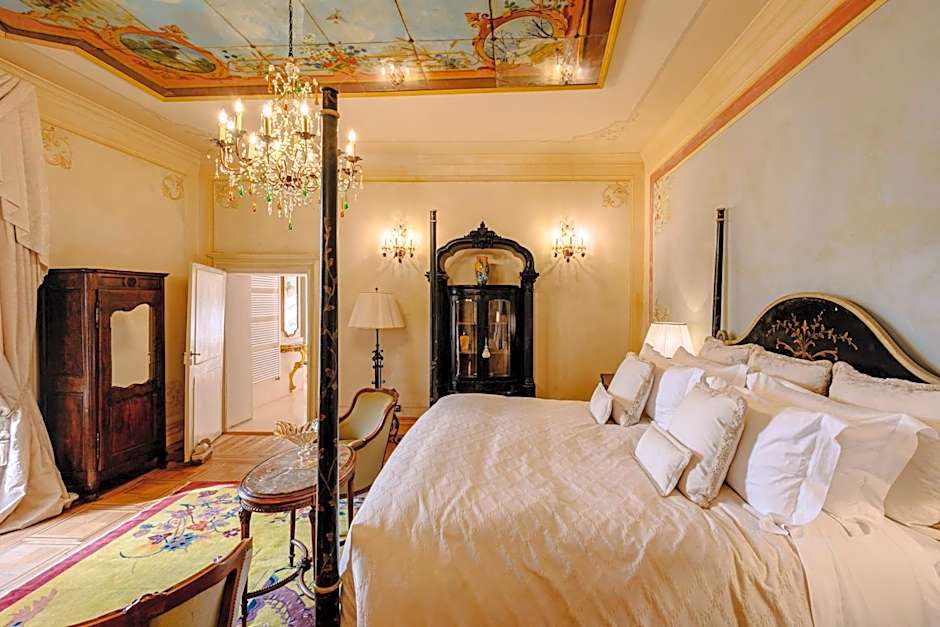 Castello di Casalborgone, Luxury Italian Castle Hotel